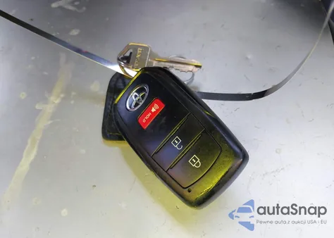 2022 Toyota Corolla Cross Le from USA, damaged, VIN 7MUCAAAG6NV020467